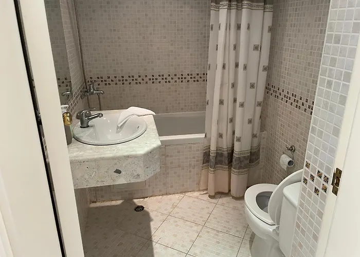 Charming 1 Bedroom In Sunny Daire