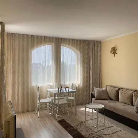 Lägenhet Charming 1 Bedroom In Sunny